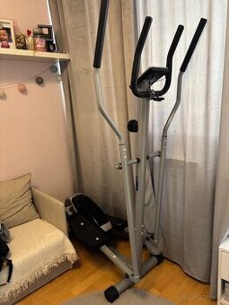 Eliptický trenažér