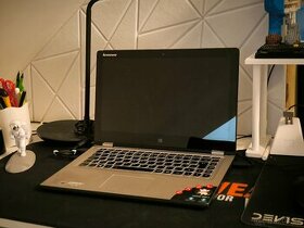 Dotykový Lenovo notebook 2v1