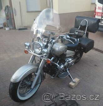Yamaha Dragstar classic 650