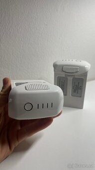 Nová baterie pro dron DJI Phantom 4 (15,2V, 5870mAh)