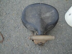 STARÉ SEDLO NA MOTO