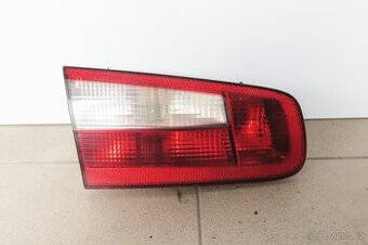 Zadní světla Renault Laguna