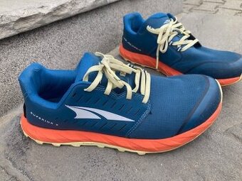 ALTRA SUPERIOR - 1