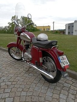 Jawa 250