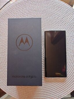 Motorola Edge 40 Pro Lunar Blue