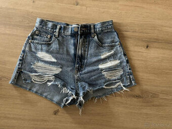 Riflové kraťasy Pull&Bear vel.36