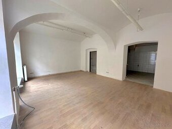 Pronájem komerčního prostoru, 75 m² - ul. Husitská, Praha 3