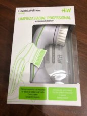 NOVÝ Health&Wellness Professional Cleanser - čistič pleti