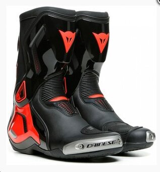 Dainese Torque 3 Out black/fluo red velikost eu43