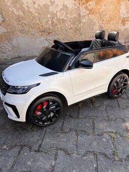 Elektrické auto