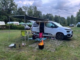 Markýza na auto 2x2,5m černá TOP
