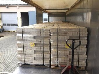Dřevěné brikety 1000kg RUF