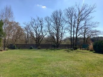 Prodej pozemku 789 m², Radošovice u Vlašimi