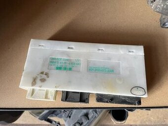 BMW E39 jednotka centrálního zamykání