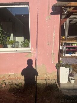 Prodám rybářský prut  Boxer spin25