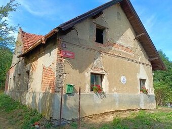 Na prodej rodinný dům k rekonstrukci - Suchdol nad Odrou