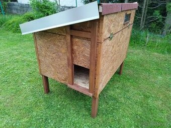 Kurník pro 10 slepic