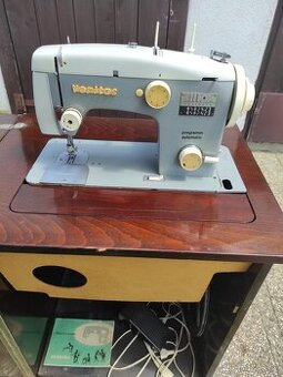 Šicí stroj Veritas