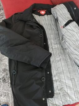 Zimní značková bunda