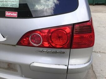 Honda Accord 7G combi - zadní pravé světlo