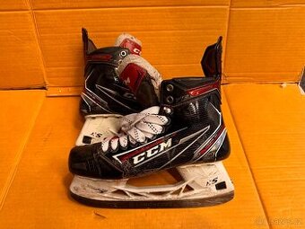 BRUSLE CCM JETSPEED FT2, vel. 45/9,5 EE