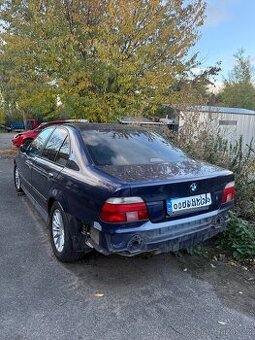 Bmw e39 523i náhradní díly