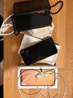 Iphone XR 64 GB žlutý