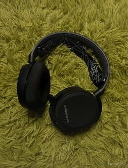 herní sluchátka SteelSeries Arctis 3