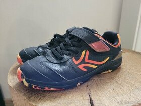 Tenisky decathlon vel.33