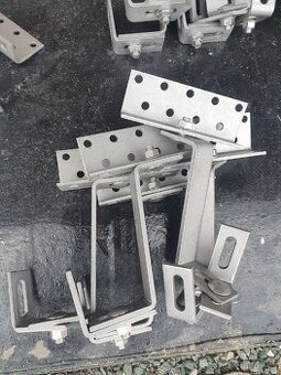 Střešní háky pod tašku pro FVE