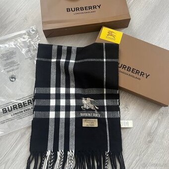 Burberry šála černá