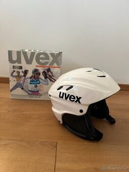 Lyžařská přilba Uvex - bílá