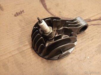 Stadion hlava válce - 1