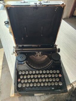 Psací stroj