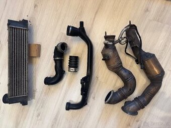 díly bmw e92 335i, intercooler, katalyzátory, turba, inlet