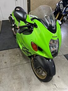 SUZUKI gsx1300r HAYABUSA