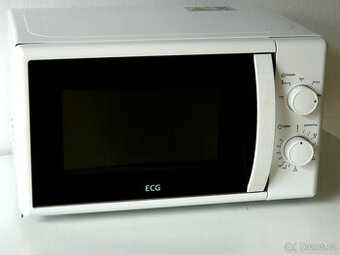 Mikrovlnka ECG