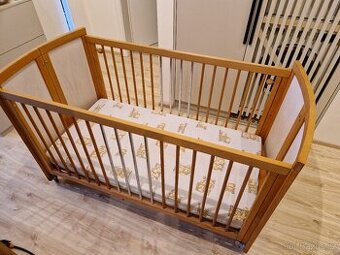 Dětská postýlka za odvoz