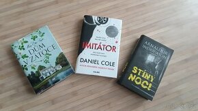 Tři detektivní romány jeden