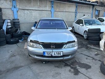 Opel Vectra B Díly