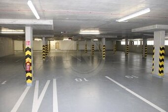 PRONÁJEM VNITŘNÍHO PARK. STÁNÍ, NA ZLATÉ STOCE, ČB