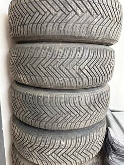 Zimní sada plech disku r15 195/65 poklice