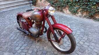 Jawa 250 Pérák