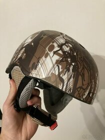 Helma na lyže/snowboard