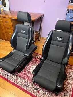 König polosport elektrická sedadla