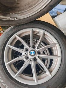 Originál BMW alu se zimním runflat pneu na g20. 5x112 6,5x16