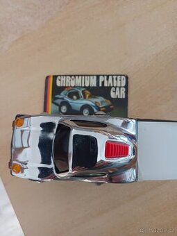 Prodám autíčko na setrvačník v originálním balení
