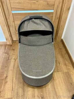 Cybex korbička Manhattan Grey