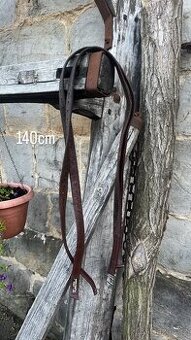 PRODÁM PÁR VĚCÍ, NUTNĚ SE TOHO POTŘEBUJI ZBAVIT