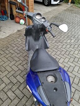 Yamaha aerox - 1
